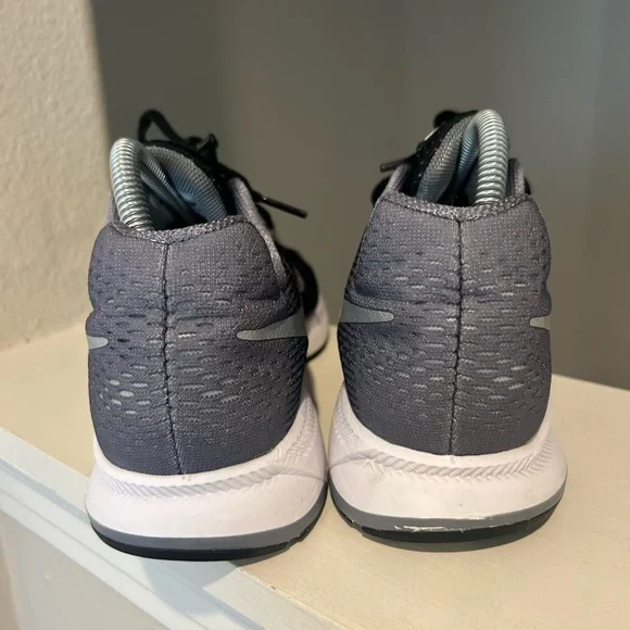 Nike Air Zoom Pegasus 33 Running Shoes Sz 7Y/8.5 Women’s Black/Grey834316-001 - Picture 6 of 9